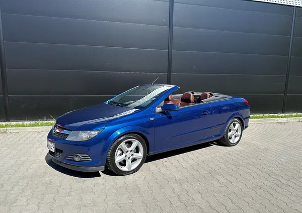 warmińsko-mazurskie Opel Astra cena 18000 przebieg: 237021, rok produkcji 2006 z Pisz